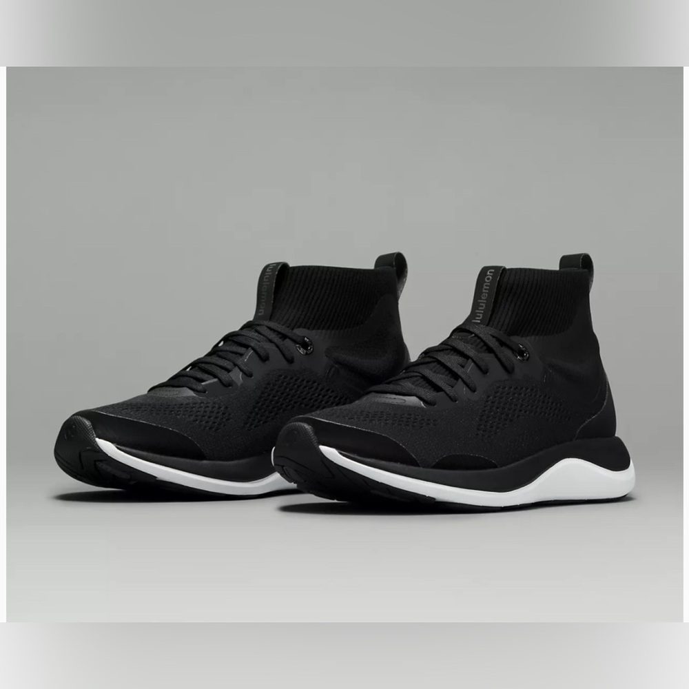 LULULEMON chargefeel Mid Women’s Workout Shoe